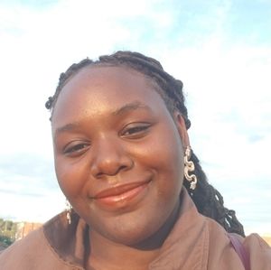 Meet your Posher, Anysa